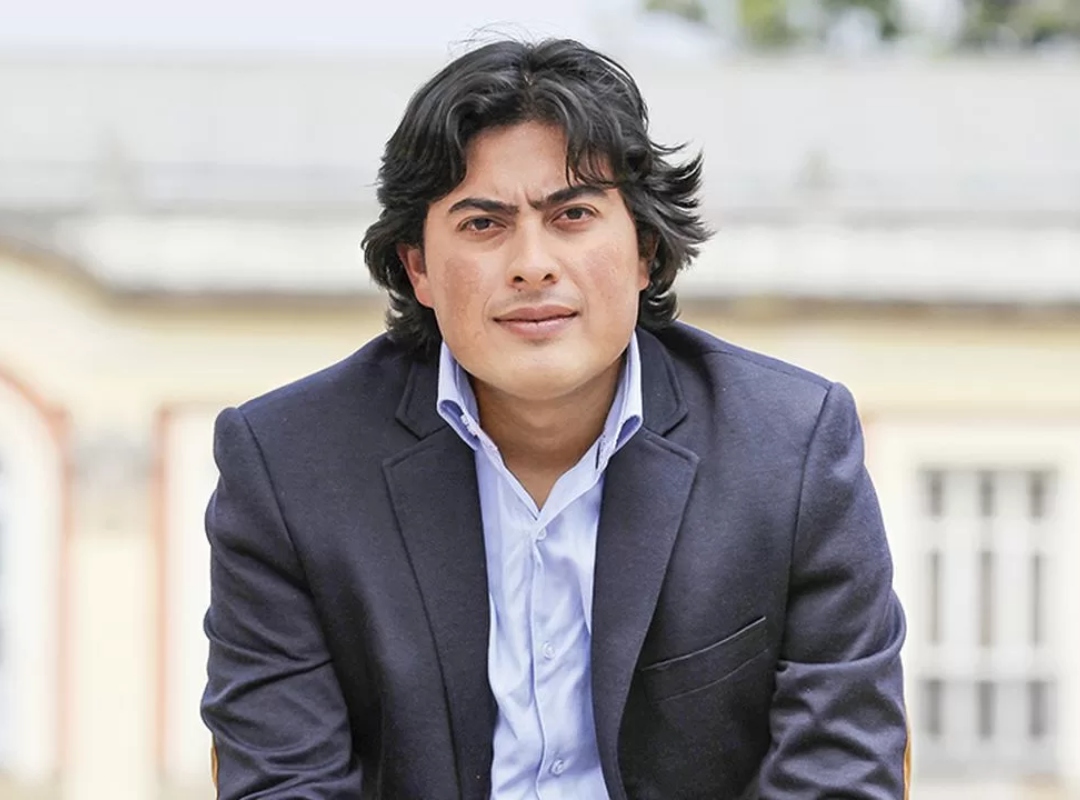 Fiscalía de Colombia imputa al hijo de Gustavo Petro por lavado de ...